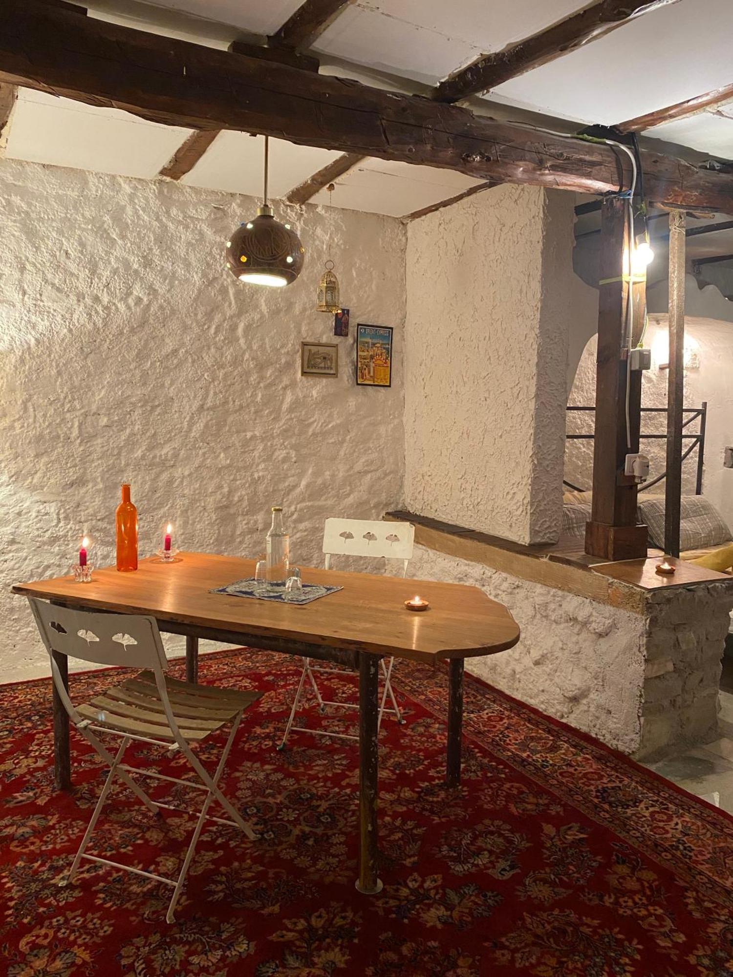 Shotgun Hostel & Guesthouse Vuno Exterior photo